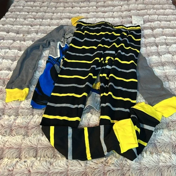 Batman 2 pc pajamas set - Picture 3 of 3